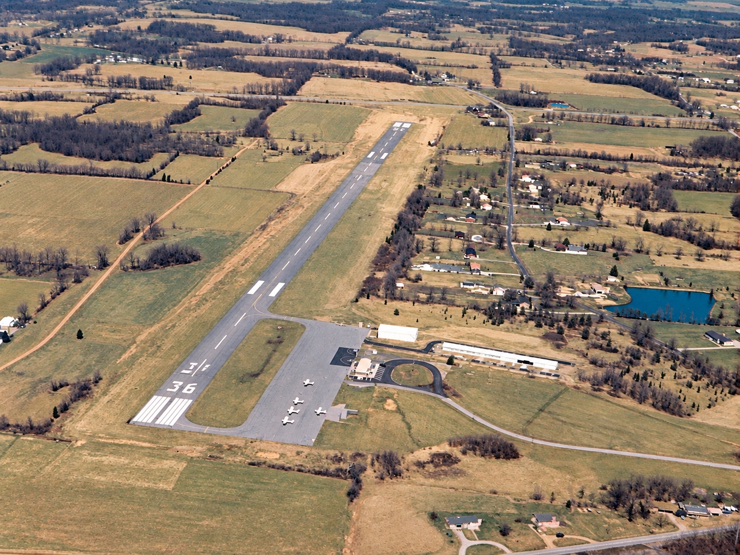 Historic aerial photograph of Mayfield–Graves County Regional Airport